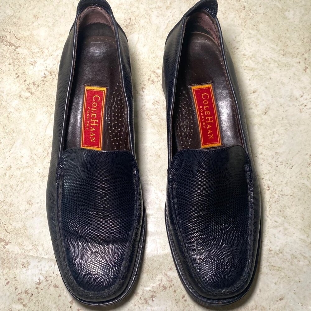 Cole Haan Womens Black Leather Loafers Size 8 Textured Lug Sole Slip-On Comfort - Picture 3 of 10